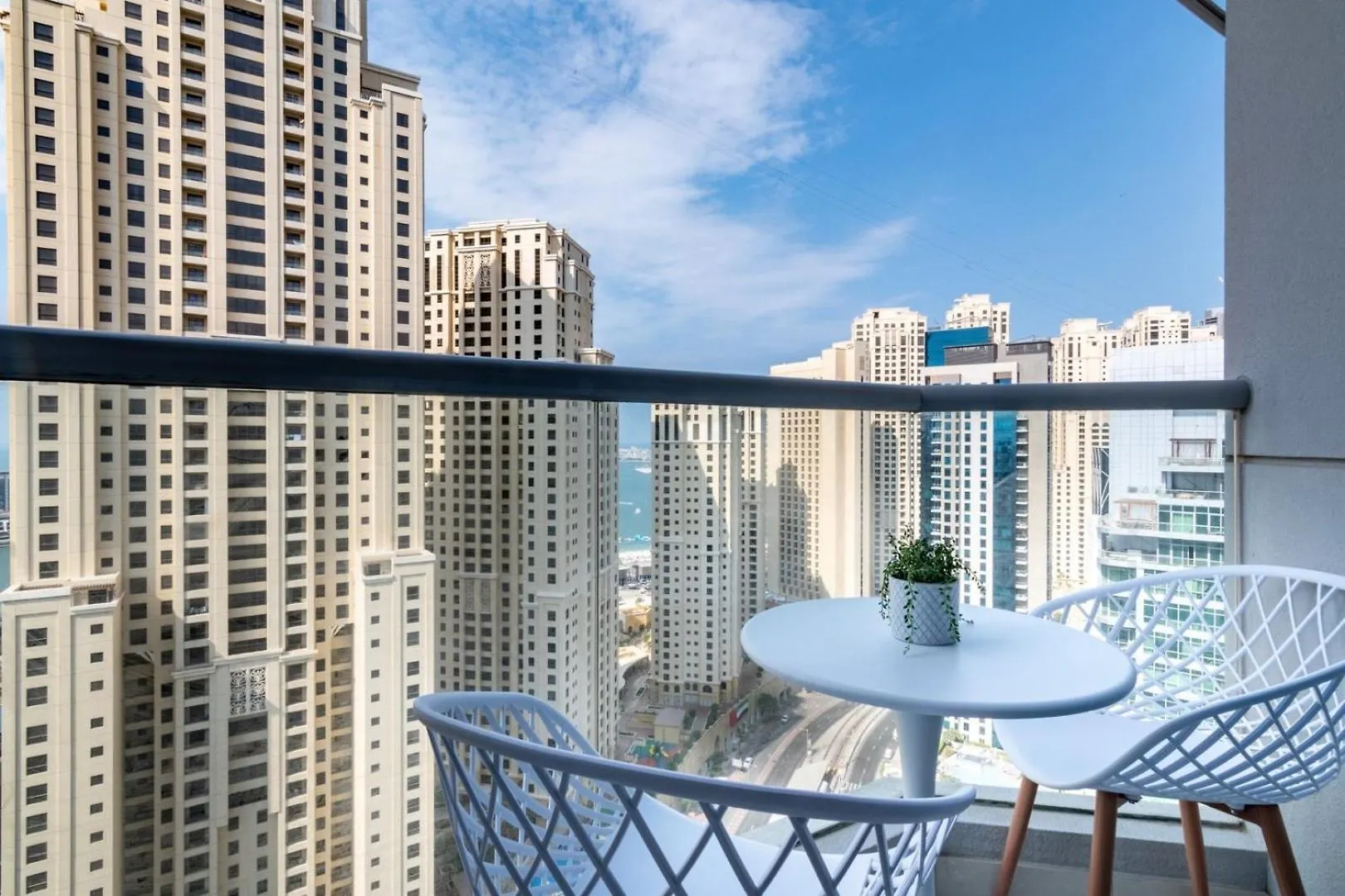Guestready Holiday Homes - Heaven Can Wait Dubai Apartment